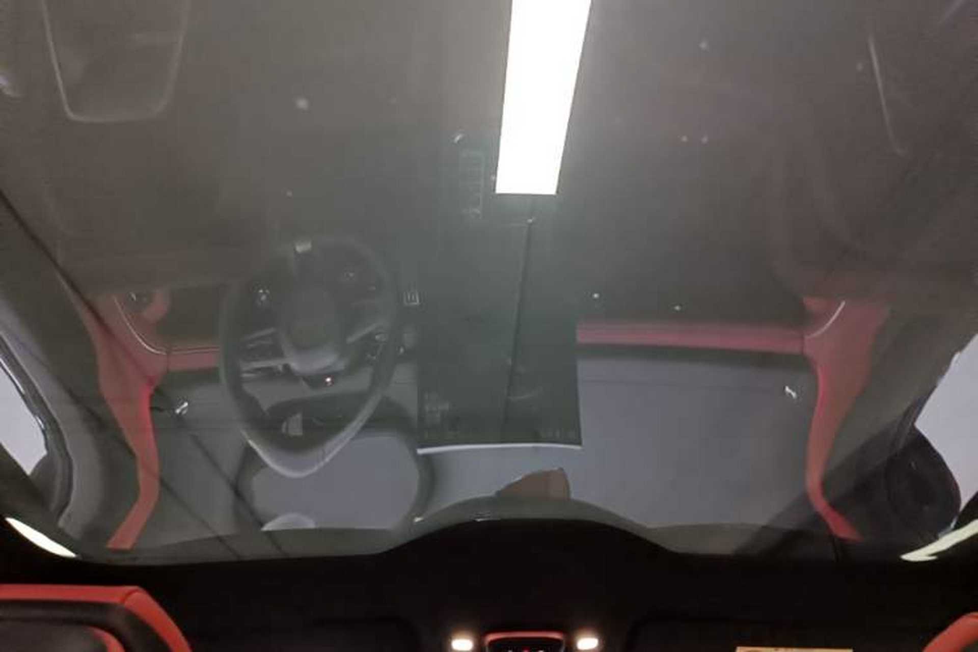 Used Xiaomi Auto SU7 2024 Four-Wheel Drive Ultra-Long Range Advanced Intelligent Driving Max Edition Headliner