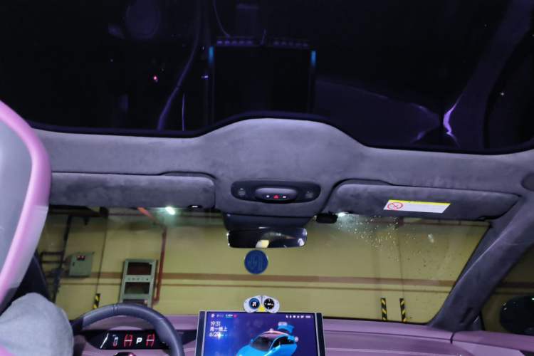 Used Xiaomi Auto SU7 2024 Four-Wheel Drive Ultra-Long Range Advanced Intelligent Driving Max Edition Headliner