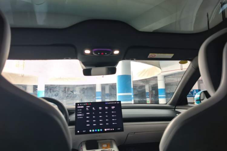 Used Xiaomi Auto SU7 2024 Rear-Drive Long-Range Intelligent Driving Version Headliner