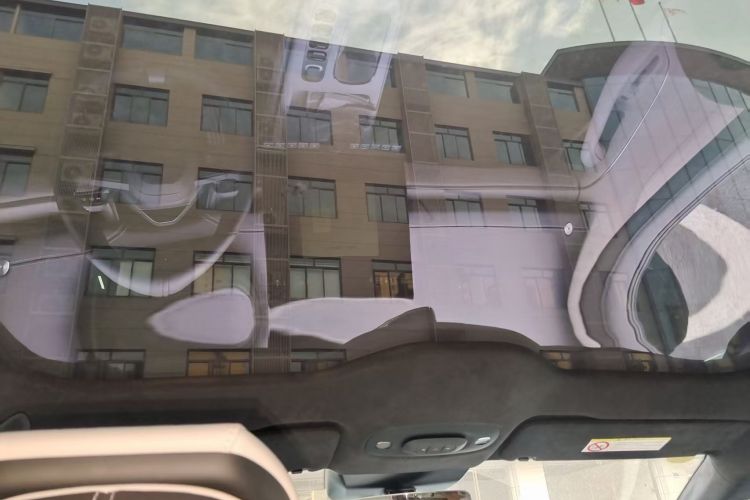 Used Xiaomi Auto SU7 2024 Rear-Drive Ultra-Long Range Advanced Pro-Level Intelligent Driving Version Headliner