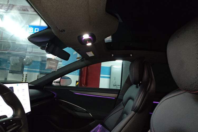 Used Xiaomi Auto SU7 2024 Rear-Drive Long-Range Intelligent Driving Version Headliner