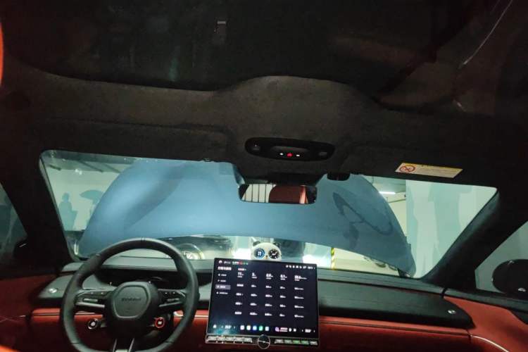 Used Xiaomi Auto SU7 2024 Four-Wheel Drive Ultra-Long Range Advanced Intelligent Driving Max Edition Headliner