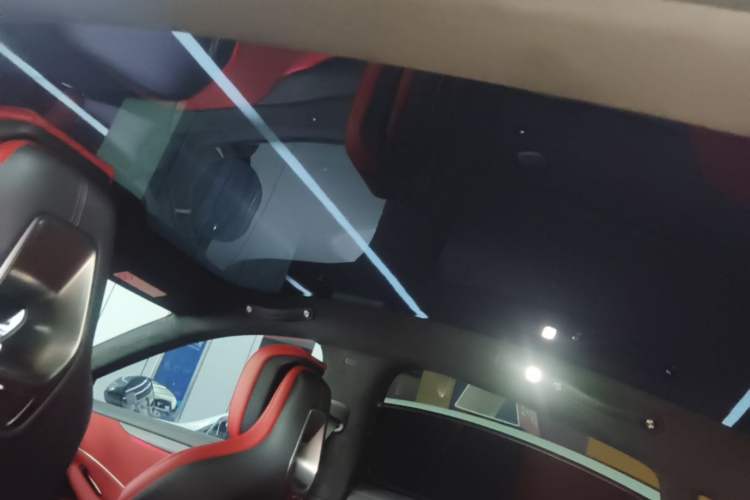 Used Xiaomi Auto SU7 2024 Four-Wheel Drive Ultra-Long Range Advanced Intelligent Driving Max Edition Headliner