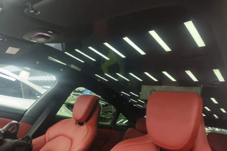 Used Xiaomi Auto SU7 2024 Rear-Drive Ultra-Long Range Advanced Pro-Level Intelligent Driving Version Headliner