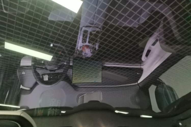 Used Xiaomi Auto SU7 2024 Rear-Drive Ultra-Long Range Advanced Pro-Level Intelligent Driving Version Headliner