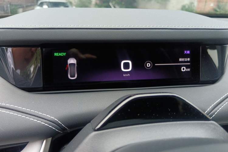 Used Xiaomi Auto SU7 2024 Rear-Drive Ultra-Long Range Advanced Pro-Level Intelligent Driving Version Instrument Cluster