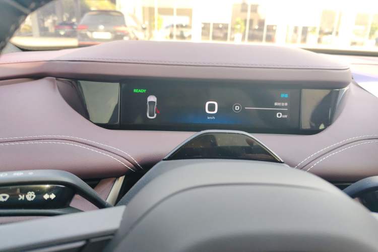 Used Xiaomi Auto SU7 2024 Rear-Drive Ultra-Long Range Advanced Pro-Level Intelligent Driving Version Instrument Cluster