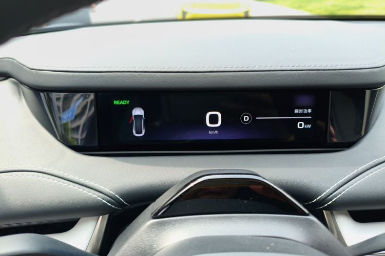 Used Xiaomi Auto SU7 2024 Rear-Drive Long-Range Intelligent Driving Version Instrument Cluster
