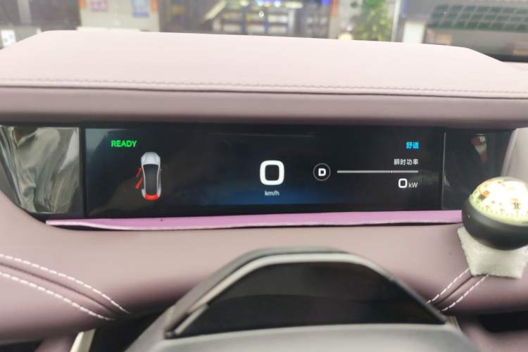 Used Xiaomi Auto SU7 2024 Four-Wheel Drive Ultra-Long Range Advanced Intelligent Driving Max Edition Instrument Cluster