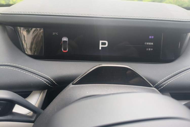 Used Xiaomi Auto SU7 2024 Four-Wheel Drive Ultra-Long Range Advanced Intelligent Driving Max Edition Instrument Cluster