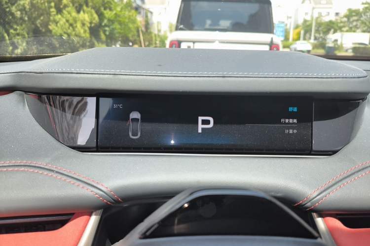Used Xiaomi Auto SU7 2024 Rear-Drive Long-Range Intelligent Driving Version Instrument Cluster