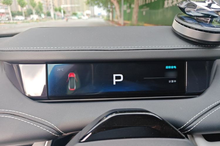 Used Xiaomi Auto SU7 2024 Four-Wheel Drive Ultra-Long Range Advanced Intelligent Driving Max Edition Instrument Cluster