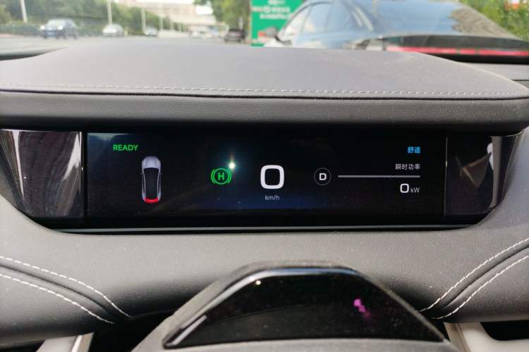 Used Xiaomi Auto SU7 2024 Rear-Drive Long-Range Intelligent Driving Version Instrument Cluster