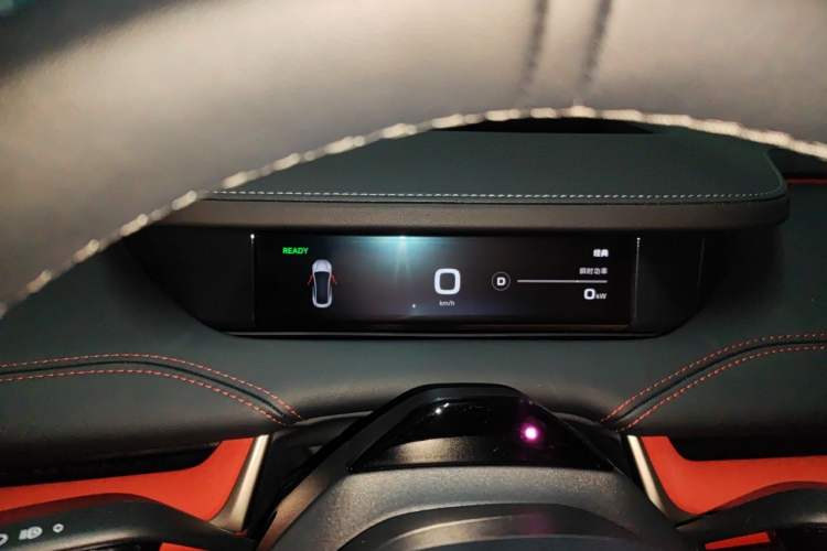 Used Xiaomi Auto SU7 2024 Four-Wheel Drive Ultra-Long Range Advanced Intelligent Driving Max Edition Instrument Cluster