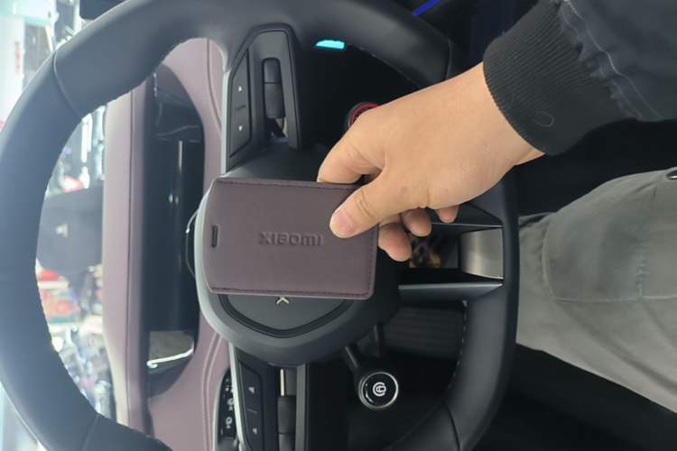 Used Xiaomi Auto SU7 2024 Rear-Drive Long-Range Intelligent Driving Version Interior 1