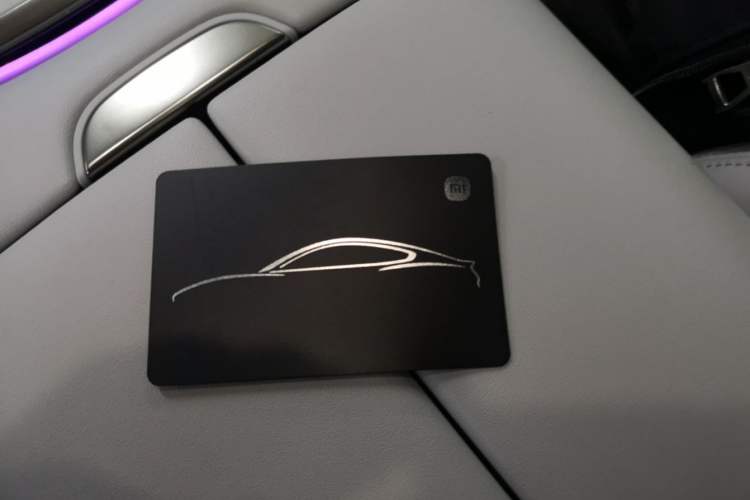 Used Xiaomi Auto SU7 2024 Rear-Drive Long-Range Intelligent Driving Version Interior 1