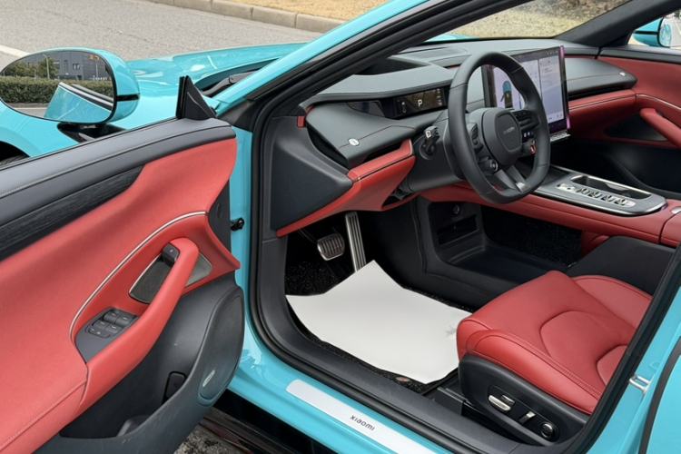 Used Xiaomi Auto SU7 2024 Four-Wheel Drive Ultra-Long Range Advanced Intelligent Driving Max Edition Interior 1