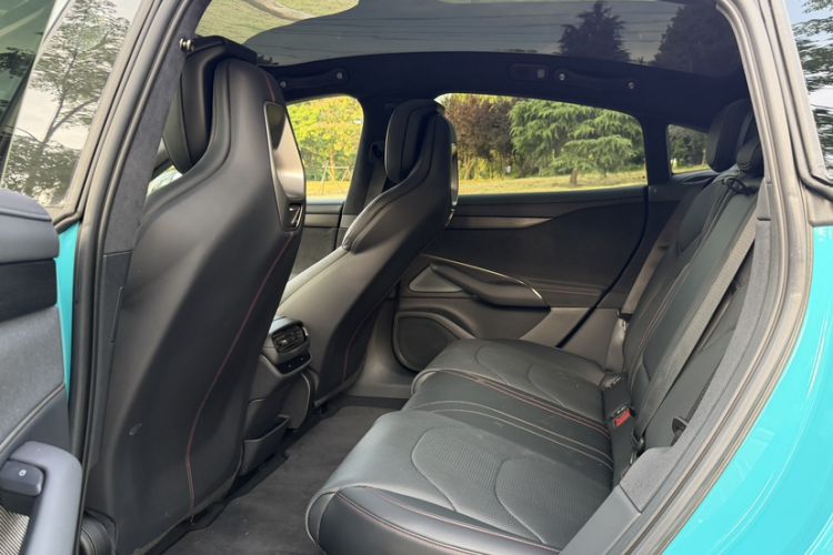 Used Xiaomi Auto SU7 2024 Four-Wheel-Drive Max Founder's Edition Interior 2