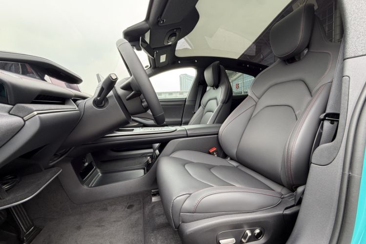 Used Xiaomi Auto SU7 2024 Rear-Drive Ultra-Long Range Advanced Pro-Level Intelligent Driving Version Interior 3