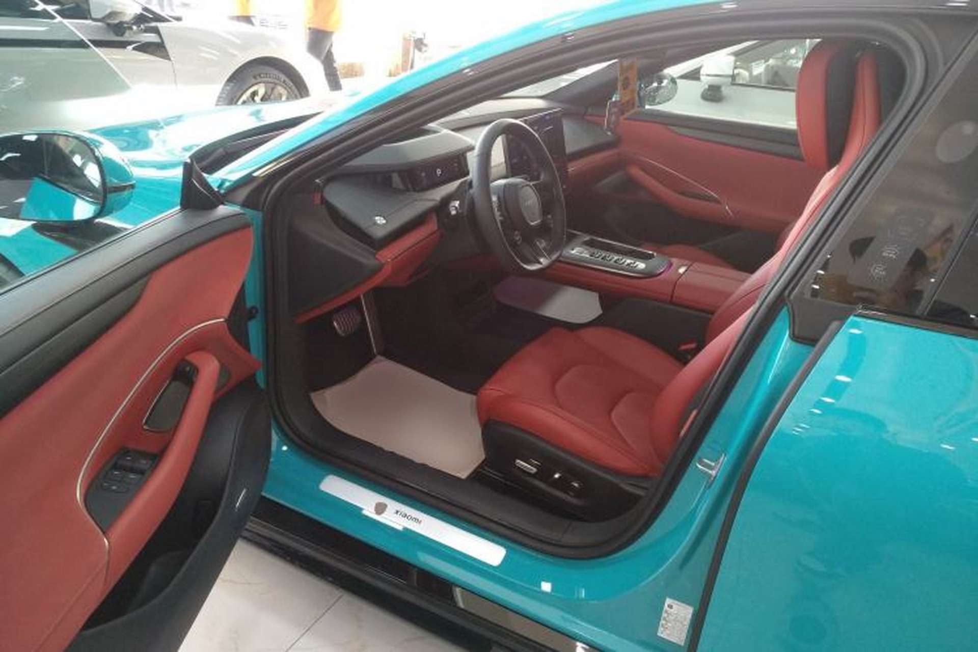 Used Xiaomi Auto SU7 2024 Four-Wheel Drive Ultra-Long Range Advanced Intelligent Driving Max Edition Interior 3