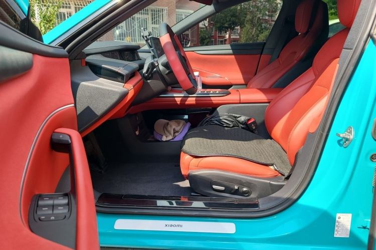 Used Xiaomi Auto SU7 2024 Rear-Drive Ultra-Long Range Advanced Pro-Level Intelligent Driving Version Interior 3