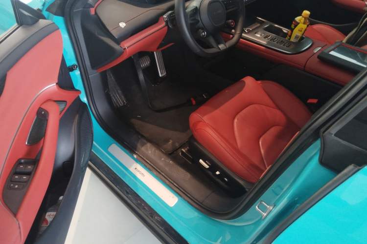Used Xiaomi Auto SU7 2024 Four-Wheel Drive Ultra-Long Range Advanced Intelligent Driving Max Edition Interior 3