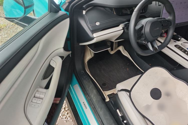 Used Xiaomi Auto SU7 2024 Four-Wheel Drive Ultra-Long Range Advanced Intelligent Driving Max Edition Interior 3