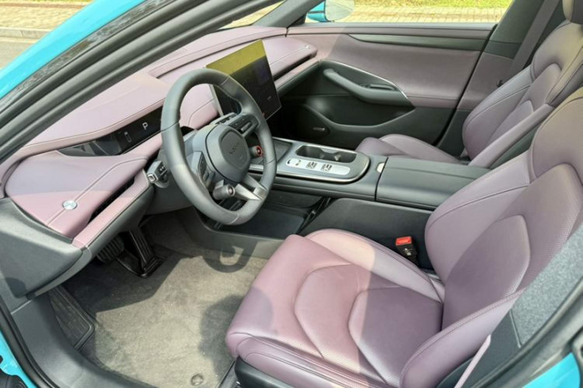 Used Xiaomi Auto SU7 2024 Rear-Drive Ultra-Long Range Advanced Pro-Level Intelligent Driving Version Interior 3