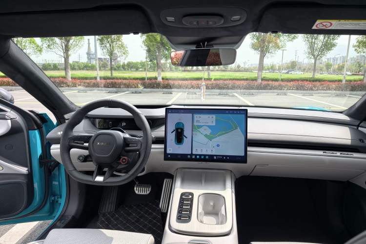 Used Xiaomi Auto SU7 2024 Four-Wheel-Drive Max Founder's Edition Interior 4