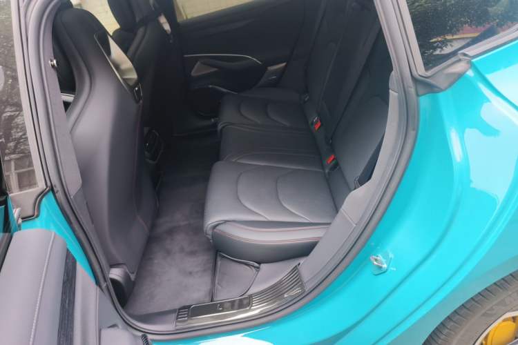 Used Xiaomi Auto SU7 2024 Four-Wheel-Drive Max Founder's Edition Interior 4