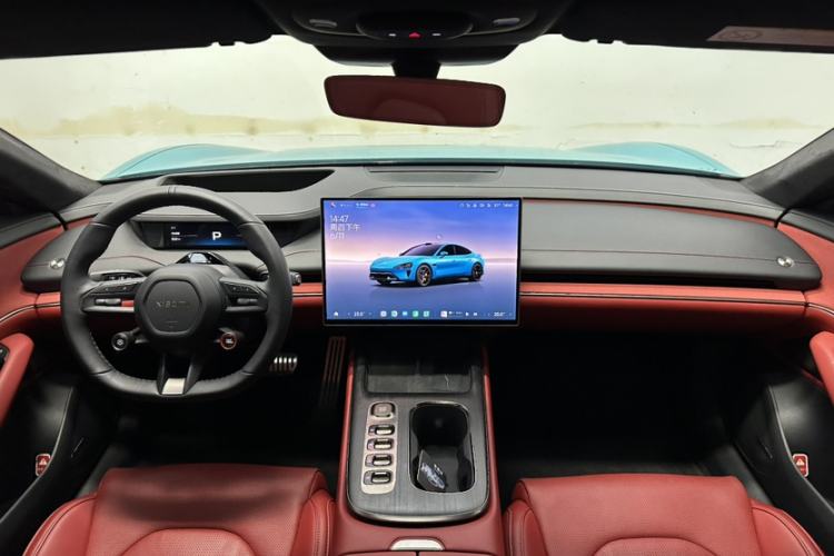 Used Xiaomi Auto SU7 2024 Four-Wheel Drive Ultra-Long Range Advanced Intelligent Driving Max Edition Interior 4
