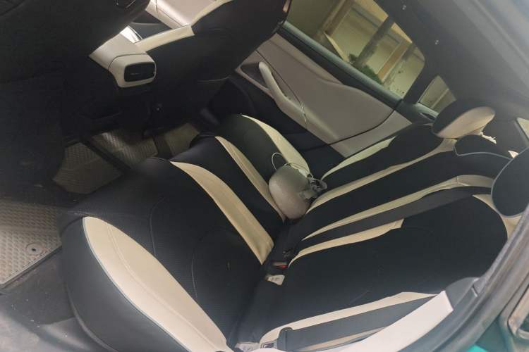 Used Xiaomi Auto SU7 2024 Rear-Drive Ultra-Long Range Advanced Pro-Level Intelligent Driving Version Interior 4