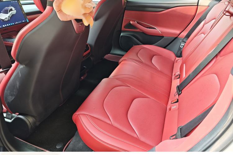 Used Xiaomi Auto SU7 2024 Four-Wheel Drive Ultra-Long Range Advanced Intelligent Driving Max Edition Interior 7