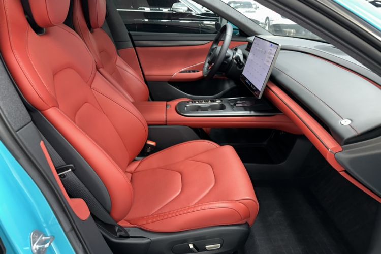 Used Xiaomi Auto SU7 2024 Rear-Drive Ultra-Long Range Advanced Pro-Level Intelligent Driving Version Interior 8