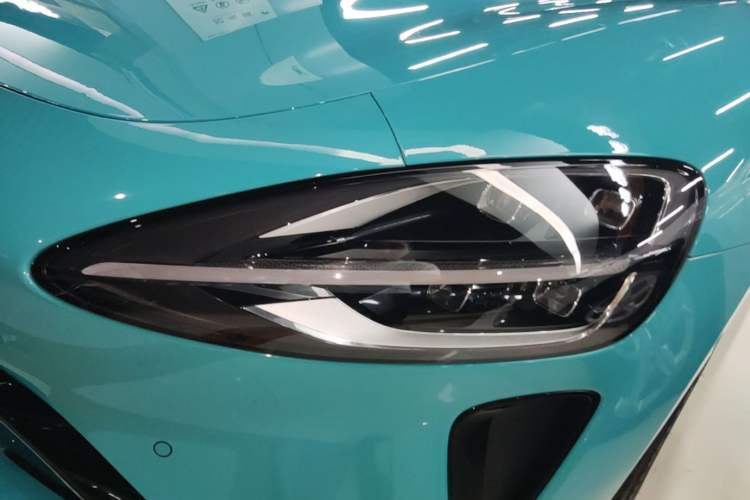 Used Xiaomi Auto SU7 2024 Rear-Drive Long-Range Intelligent Driving Version Left Front Headlight