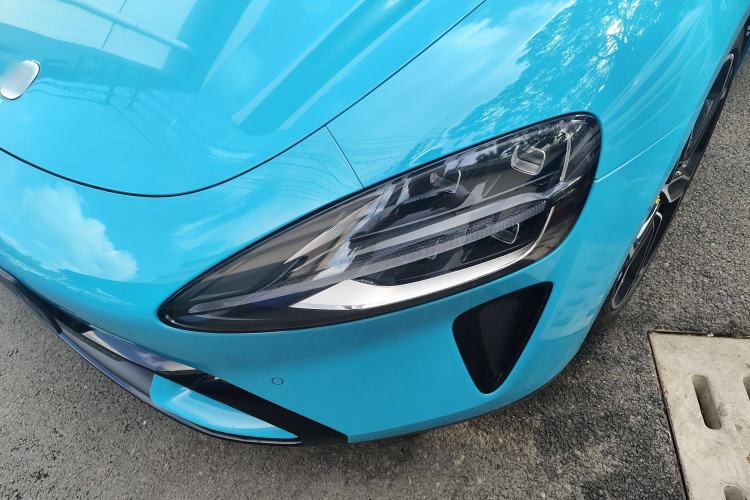 Used Xiaomi Auto SU7 2024 Four-Wheel Drive Ultra-Long Range Advanced Intelligent Driving Max Edition Left Front Headlight