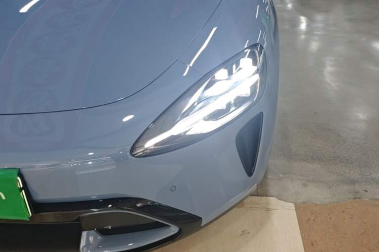 Used Xiaomi Auto SU7 2024 Rear-Drive Long-Range Intelligent Driving Version Left Front Headlight