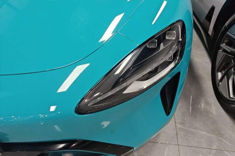 Used Xiaomi Auto SU7 2024 Rear-Drive Ultra-Long Range Advanced Pro-Level Intelligent Driving Version Left Front Headlight