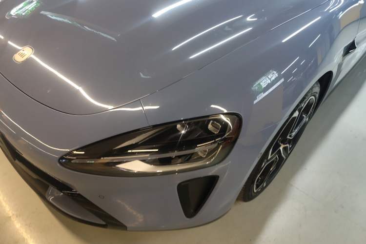 Used Xiaomi Auto SU7 2024 Four-Wheel Drive Ultra-Long Range Advanced Intelligent Driving Max Edition Left Front Headlight