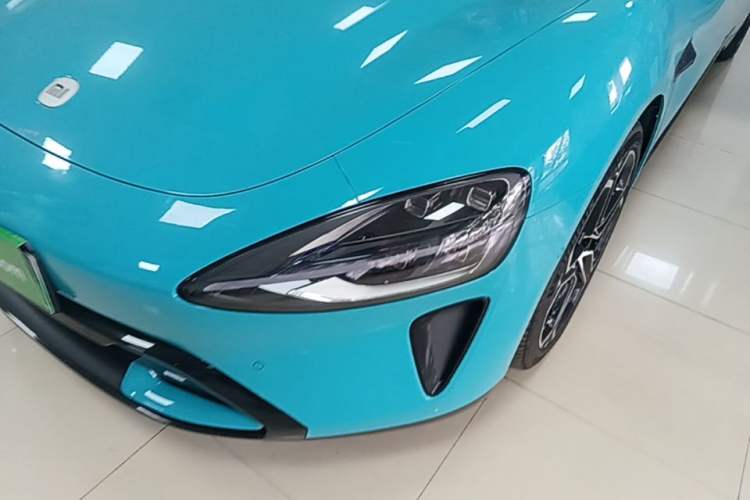 Used Xiaomi Auto SU7 2024 Rear-Drive Ultra-Long Range Advanced Pro-Level Intelligent Driving Version Left Front Headlight