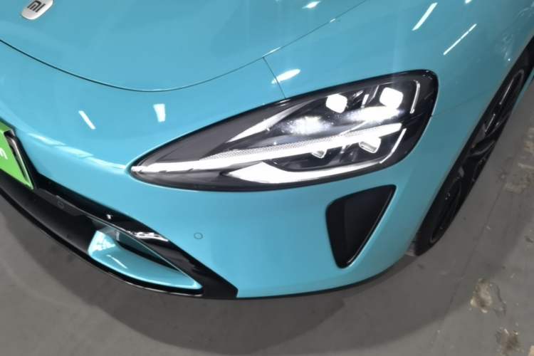 Used Xiaomi Auto SU7 2024 Four-Wheel Drive Ultra-Long Range Advanced Intelligent Driving Max Edition Left Front Headlight