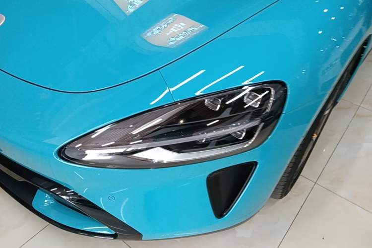 Used Xiaomi Auto SU7 2024 Rear-Drive Long-Range Intelligent Driving Version Left Front Headlight
