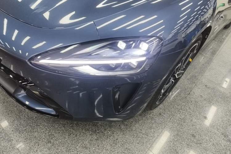 Used Xiaomi Auto SU7 2024 Rear-Drive Ultra-Long Range Advanced Pro-Level Intelligent Driving Version Left Front Headlight