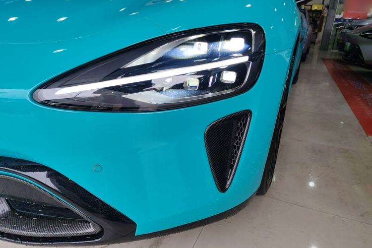 Used Xiaomi Auto SU7 2024 Four-Wheel Drive Ultra-Long Range Advanced Intelligent Driving Max Edition Left Front Headlight