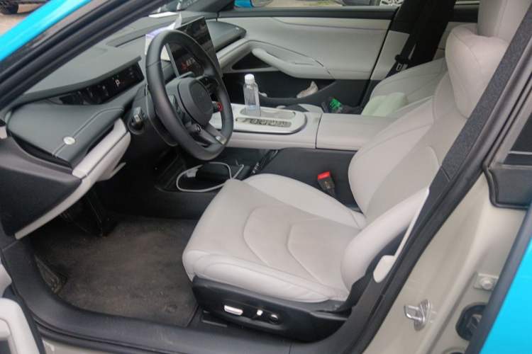 Used Xiaomi Auto SU7 2024 Rear-Drive Ultra-Long Range Advanced Pro-Level Intelligent Driving Version Left Front Seat
