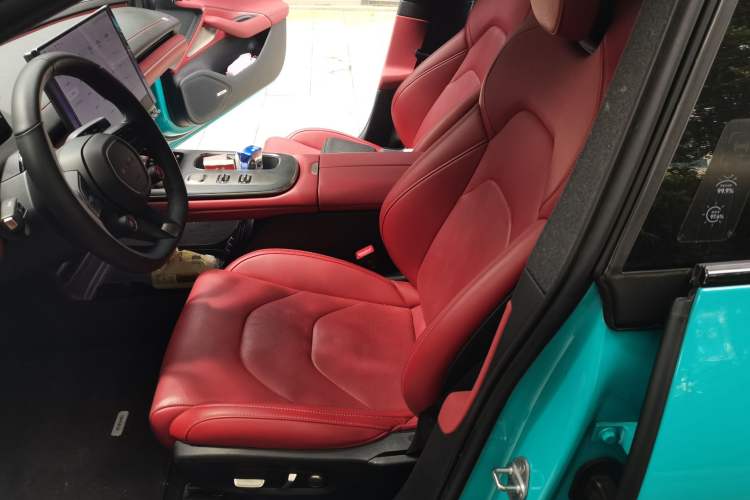 Used Xiaomi Auto SU7 2024 Rear-Drive Long-Range Intelligent Driving Version Left Front Seat