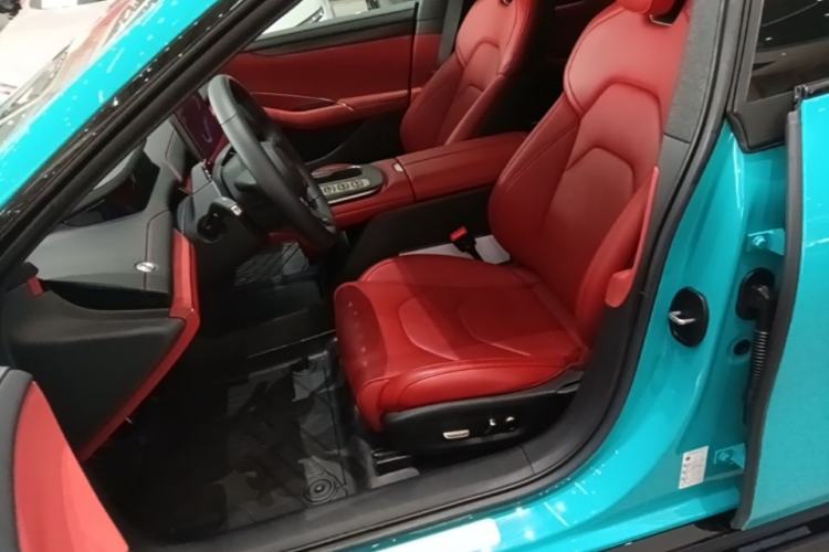 Used Xiaomi Auto SU7 2024 Rear-Drive Ultra-Long Range Advanced Pro-Level Intelligent Driving Version Left Front Seat