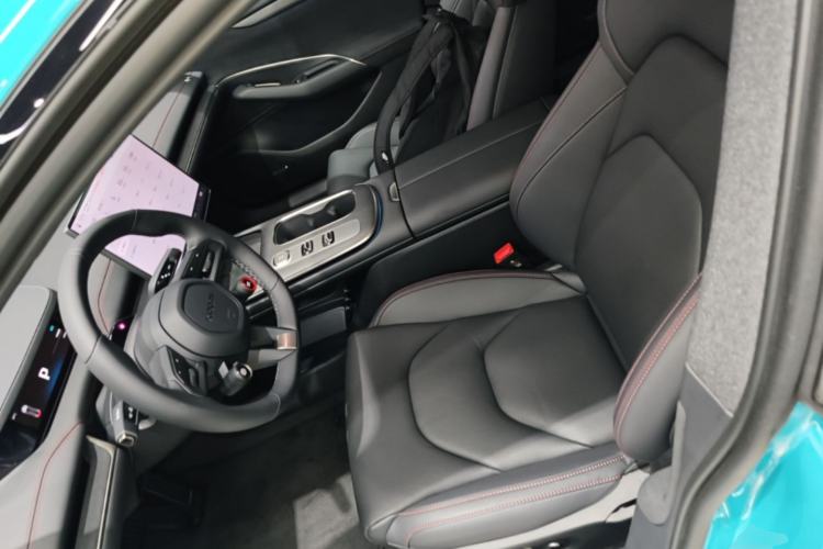 Used Xiaomi Auto SU7 2024 Rear-Drive Ultra-Long Range Advanced Pro-Level Intelligent Driving Version Left Front Seat