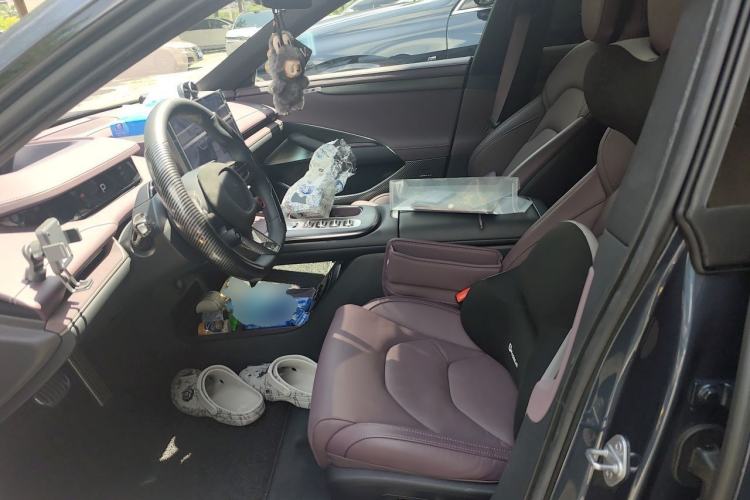Used Xiaomi Auto SU7 2024 Four-Wheel Drive Ultra-Long Range Advanced Intelligent Driving Max Edition Left Front Seat