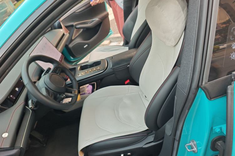 Used Xiaomi Auto SU7 2024 Rear-Drive Ultra-Long Range Advanced Pro-Level Intelligent Driving Version Left Front Seat